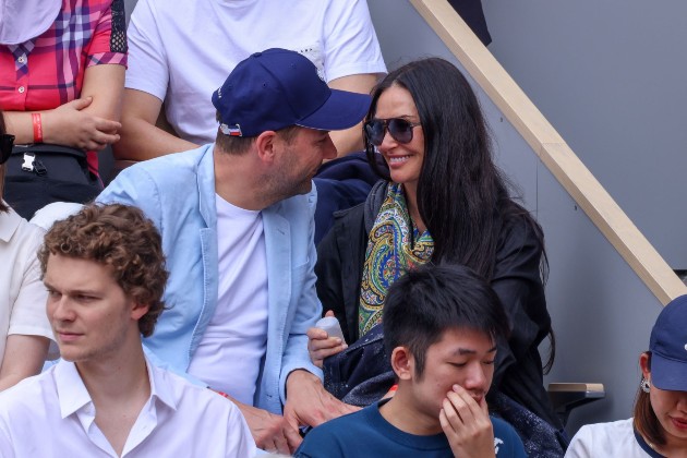 Imagine cu Demi Moore și Daniel Humm în timpul turneului French Open 2022 de la Roland Garros, pe 05 iunie 2022, la Paris, Franța