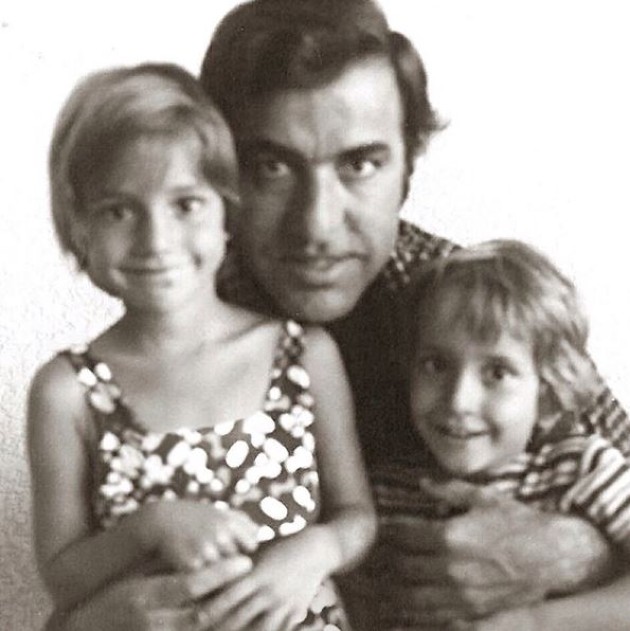 Imagine cu Regina Rania a Iordaniei când era mică
