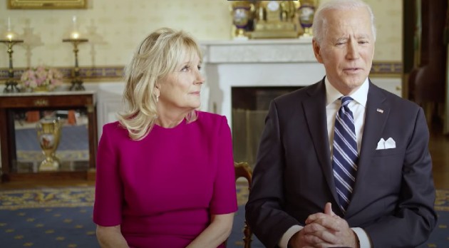 Imagine cu Joe și Jill Biden din timpul unui interviu pentru People