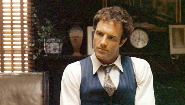 Imagine cu James Caan în The Godfather