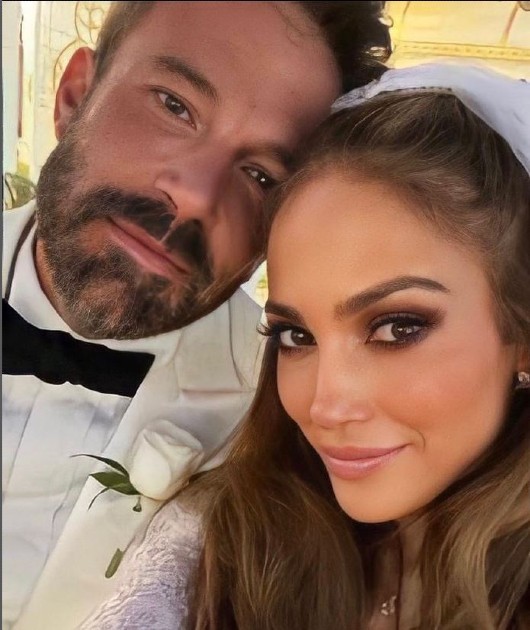 Imagine cu Jennifer Lopez și Ben Affleck  de la nunta lor