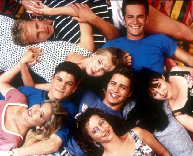 Imagine cu personajele din distribuția serialului Beverly Hills 90210