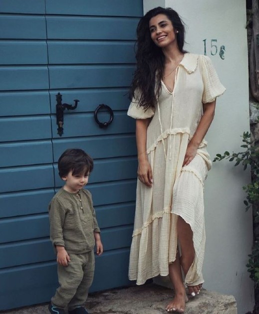 Imagine cu Lili Sandu alături de fiul ei