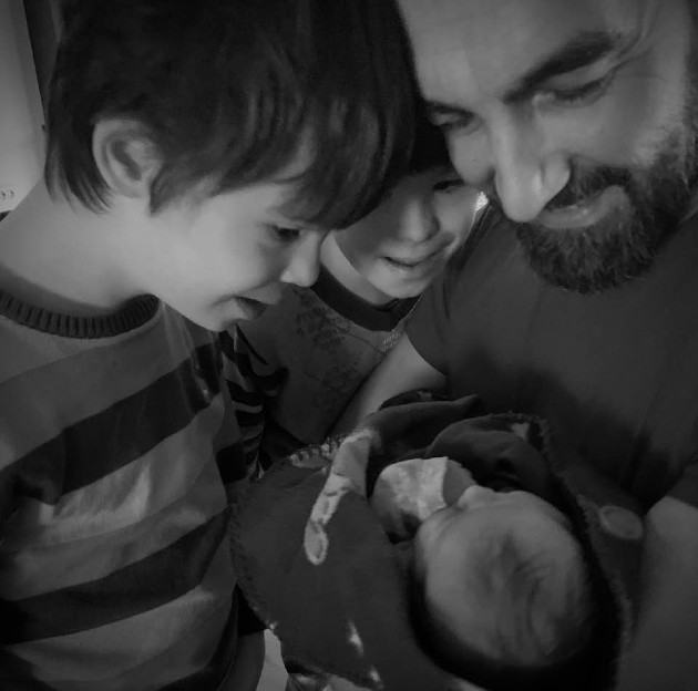 Imagine cu soțul Cristinei Bălan alături de cei trei copii ai lor