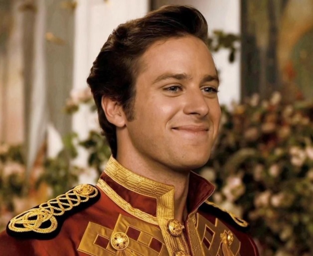 armie hammer intr-o secventa din filmul 