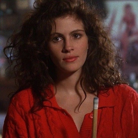 julia roberts, in filmul mystic pizza