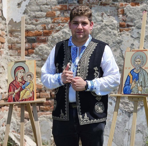 Liviu Dobre, tanarul de 18 ani electrocutat de fulger, care a murit, era elev la Liceul Teologic