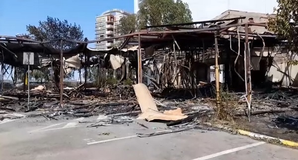 imagine de dupa incendiul de la fostul club Bellagio din Mamaia