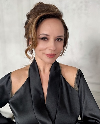 Andreea Marin într-o tinută all black