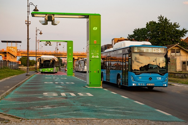  autobuze apartinand Societatii de Transport Public Sibiu, Tursib, oprind la o statie din Sibiu