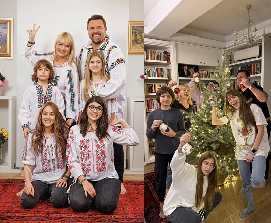 colaj imagini, Horia Brenciu impreuna cu sotia lui, Alice Dumitrescu si cu copiii lor, imbracati toti 5 cu ie de Ziua Nationala și toti cinci fericiti in timp ce impodobesc bradul de Craciun din casa lor