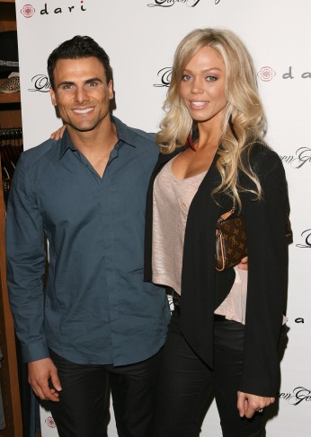 Jeremy Jackson si Loni Willison