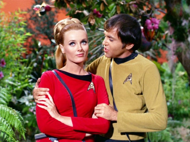 Celeste Yarnall si Walter Koenig, 1967