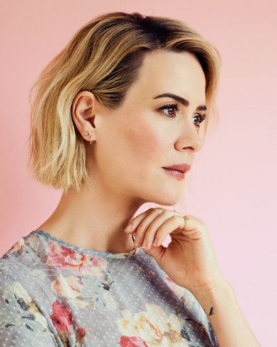 Sarah Paulson bob