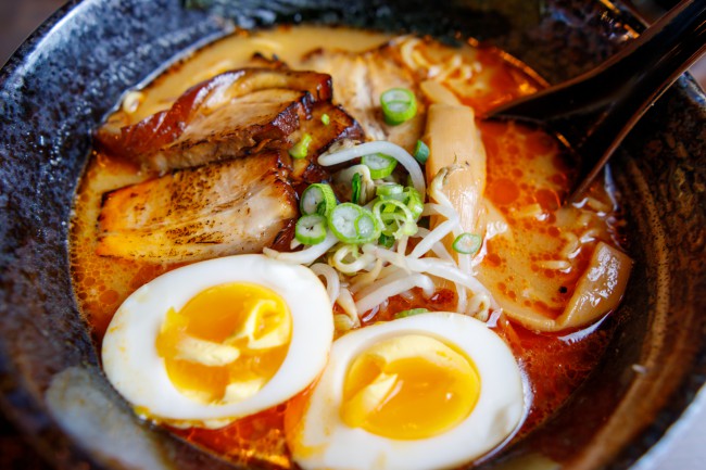 Cum se face supa ramen cu miso