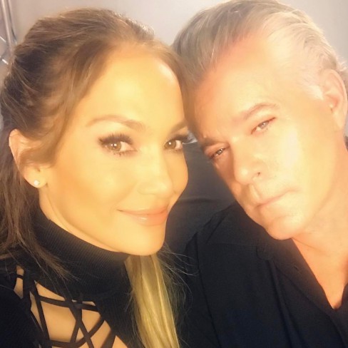 Selfie Jennifer Lopez si Ray Liotta