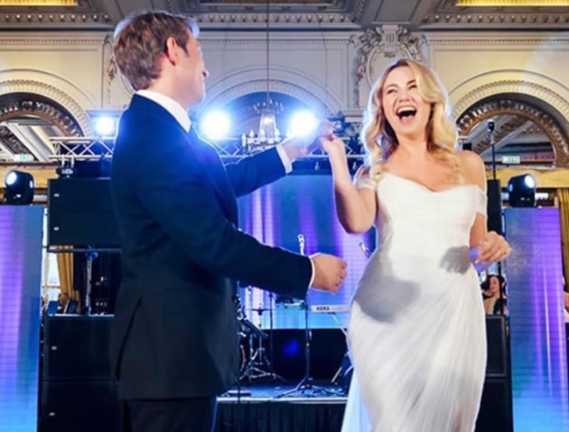 Tudor Firea și soția lui Eva Emilie pe ringul de dans la nunta lor