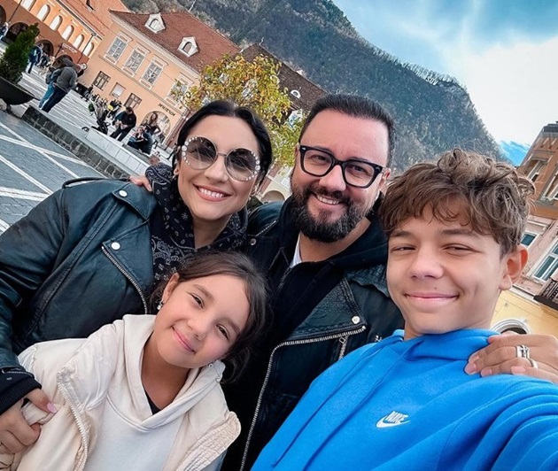 Andra Măruță, Cătălin Măruță, David și Eva selfie în Brașov