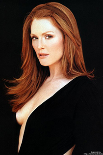 julianne moore roscat aramiu