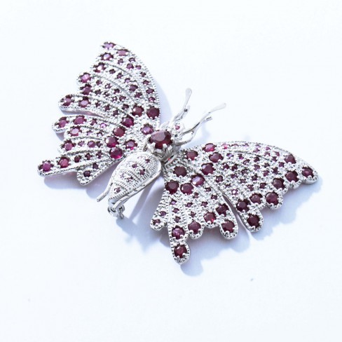 brosa fluture