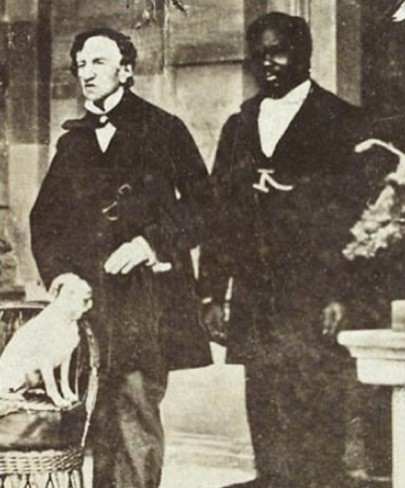 Margaret Ann Bulkley deghizata in barbat alaturi de un gentleman de culoare