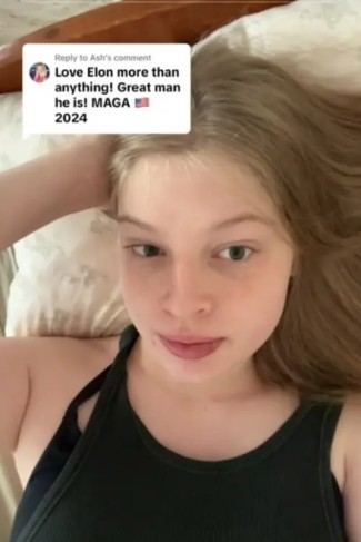 imagine de pe tiktok cu vivian, fata lui elon musk, intr-un tricpu negru si cu parul lung