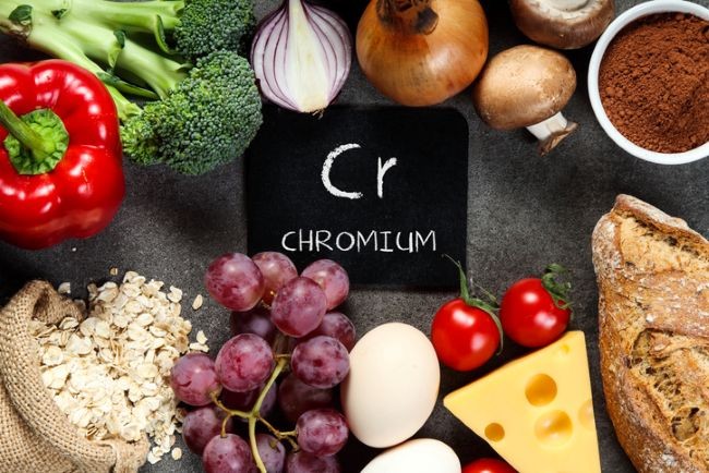 imagine cu sursele alimentare de crom pe un fundal negreu
