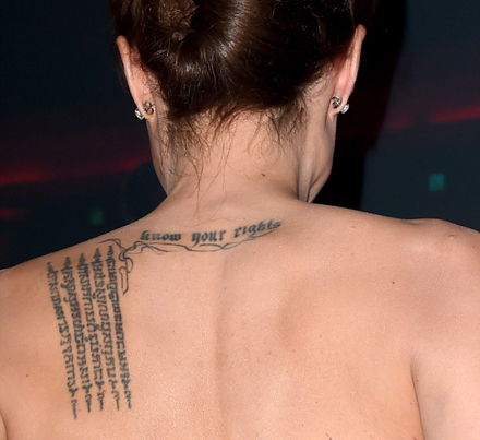 angelina jolie tatuaje 