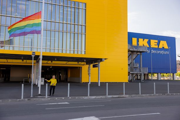 Steagul curcubeu Ikea