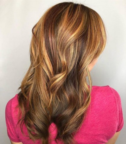 suvite blonde pe par roscat mahon 