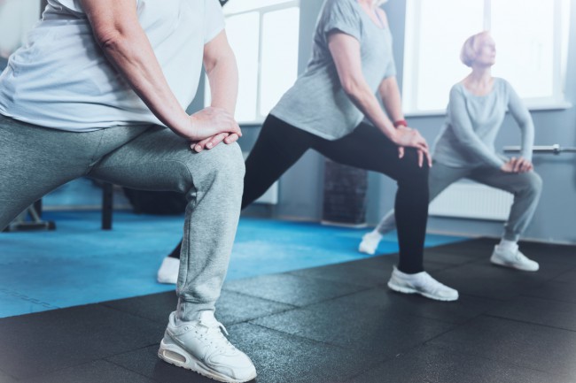 femei in varsta care fac sport