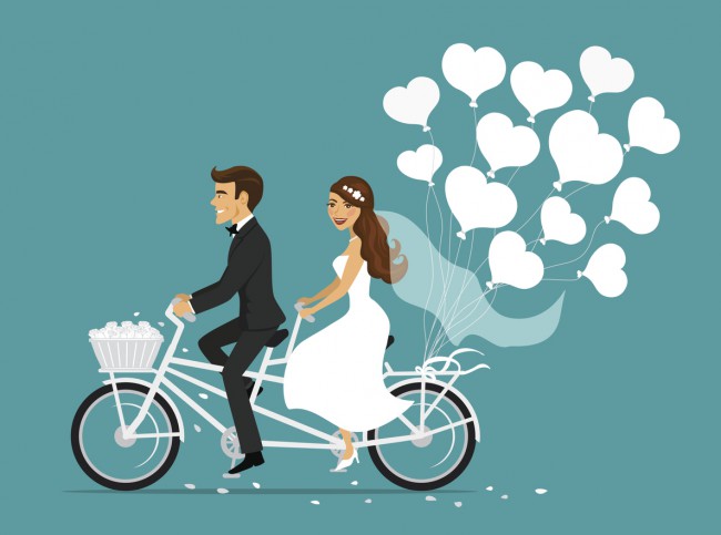 Bărbat și femeie pe bicicletă