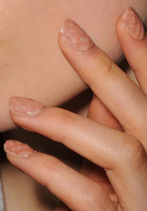  manichiura nude cu model