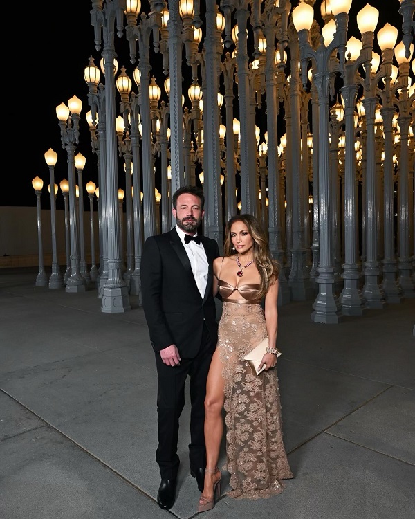 jennifer lopez si ben affleck imbracati de gala