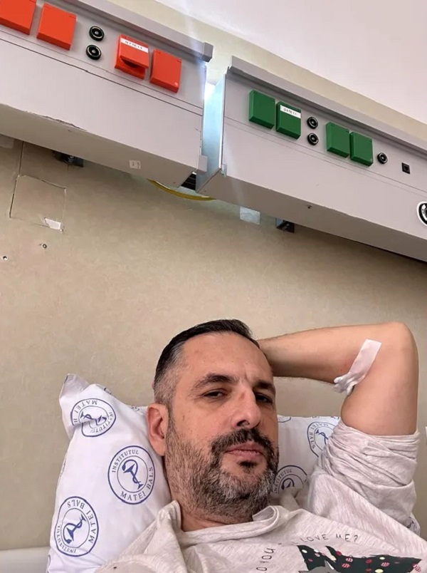 madalin ionescu la spital cu o branula in mana