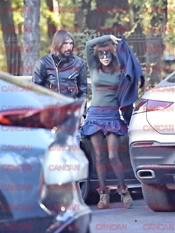 fotografie surprinsa de paparazzi cancan cu dan alexa și denise rifai