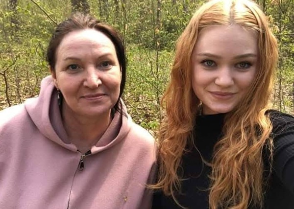 selfie facut de andreea anita si mama ei