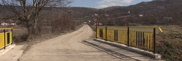 drumul pietruit pe care s-a petrecut crima din bunesti averesti