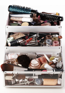 curatenie in portfard cosmetice nearanjate