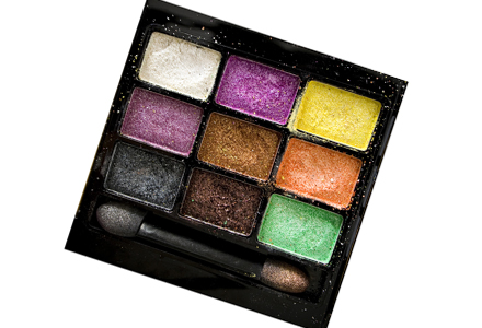 cosmetice expirate farduri vechi