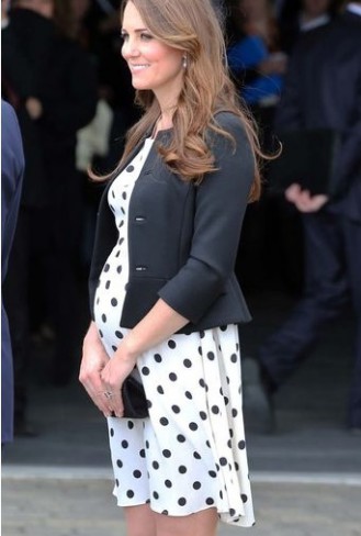 Kate Middleton in rochie cu buline