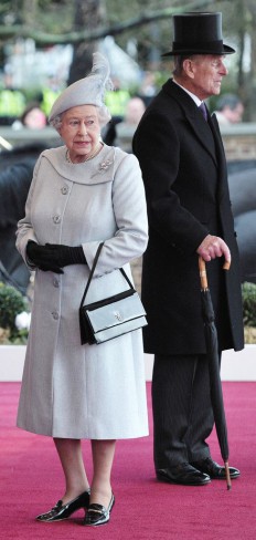regina Elisabeta si sotul ei