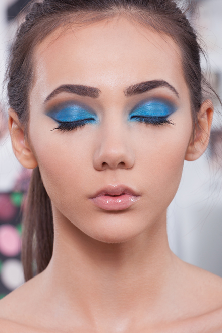 Make-up cu albastru