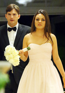 Mila Kunis si Ashton Kutcher