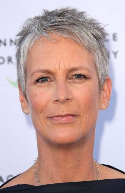 vedete peste 50 de ani-Jamie Lee Curtis 