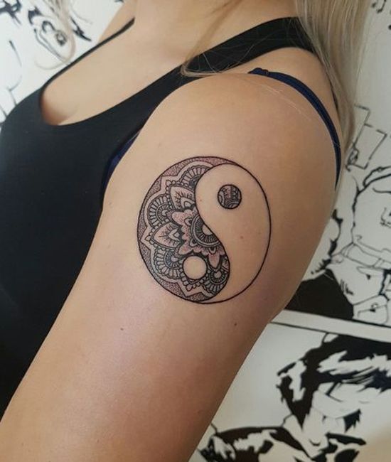 tatuaje braț- desen cu Ying si Yang