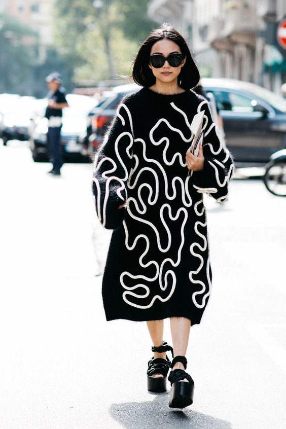 rochii-tricotate-2020-rochie midi negru-alb 