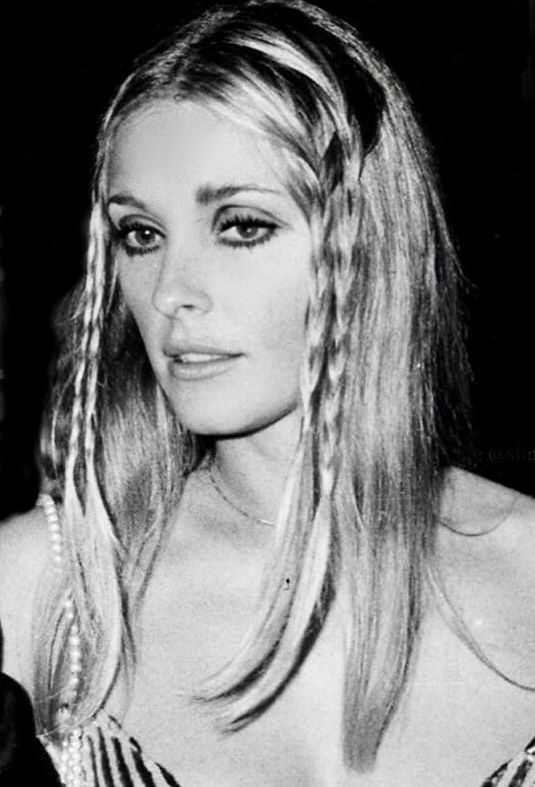 cele-mai-frumoase-coafuri-din-anii-70-Sharon-Tate