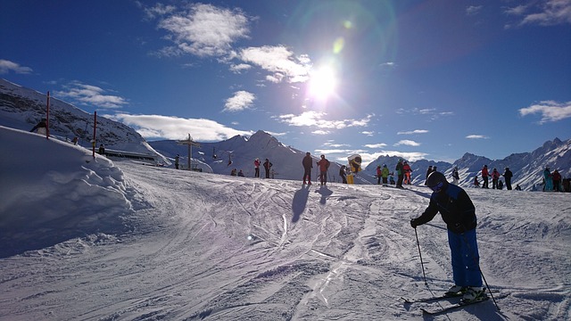 cele-mai-bune-statiuni-de-ski-din-europa-schior-pe-munte