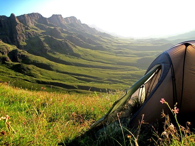 Care sunt cele mai bune locuri de camping în România